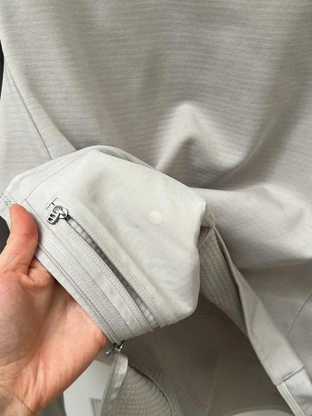 Men’s Lululemon GridLiner Fleece Hoodie | Size M Heathered Dove Grey - Picture 8 of 9